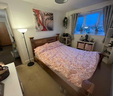 2 bedroom flat to rent - Photo 4