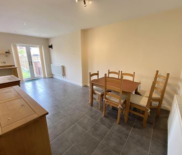 2 bedroom house to rent - Photo 2