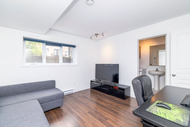 1850 Rue du Bois-des-Caryers, Montréal - Photo 1