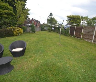 4 bedroom detached house to rent - Photo 3