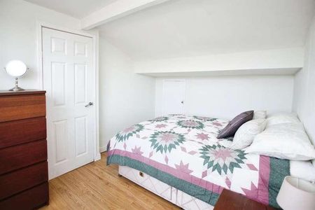 Hazel Grove, Caerphilly, CF83 - Photo 4