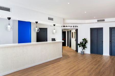 Carretera Su Eminencia, Sevilla, Andalusia 41013 - Foto 3