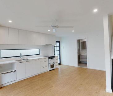 39A Robertson Street, Carrington NSW 2294 - Photo 2