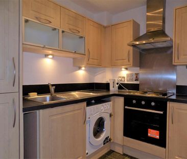 2 bedroom apartment to rent - Photo 4