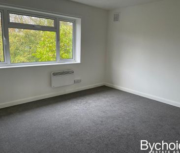 3 bedroom detached house to rent - Photo 4