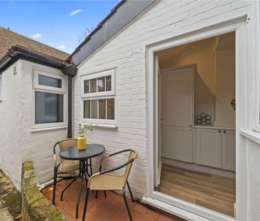 2 bedroom terraced house to rent - Photo 5