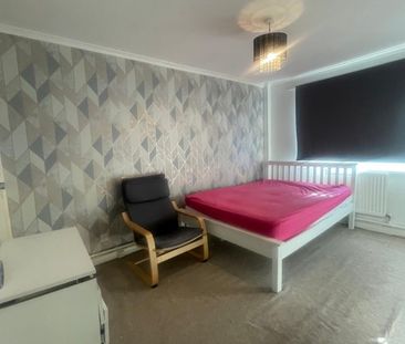 2 Bed Semi-Detached House, Havil St, SE5 - Photo 6