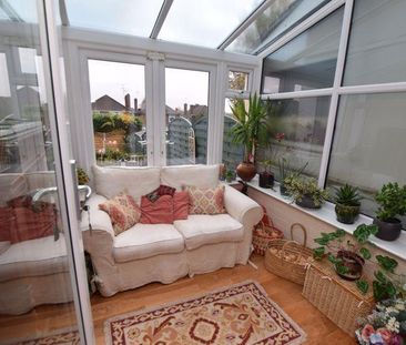 4 bedroom semi-detached house to rent - Photo 1