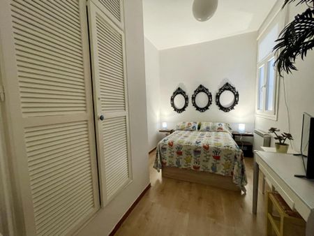 Precioso piso en planta baja en Chueca -110m2- - Photo 4