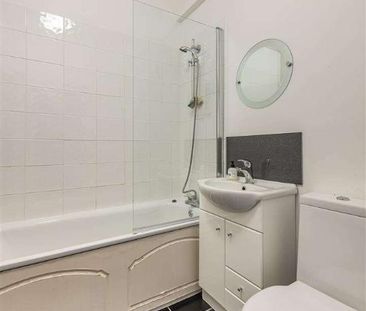 High Street Wanstead, Wanstead, E11 - Photo 6