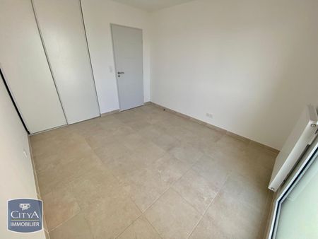 Location Appartement 3 pièces 65m² HYERES 83400 - Photo 4