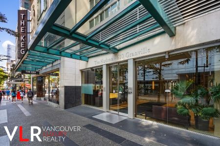 Condo in Downtown Vancouver, BC - Photo 4