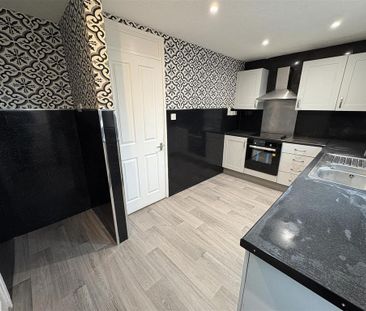 3 bedroom terraced house to rent - Photo 6