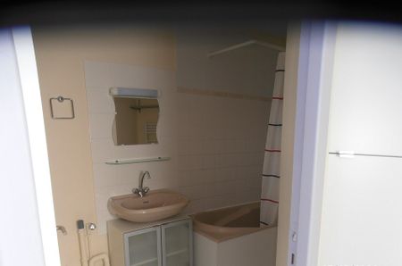 Location Appartement 2 pièces 31m² CALAIS 62100 - Photo 5