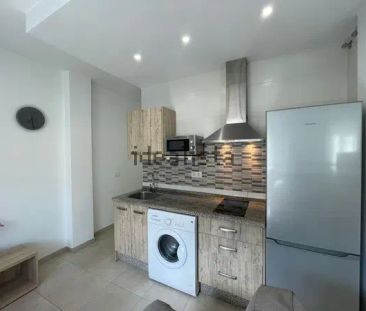 Alquiler de piso en El Consul - El Romeral - Photo 2