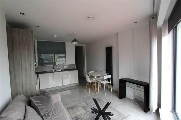 Apt 47 The Gallery, 71 Dublin Road , Belfast, BT2 7HG - Photo 1