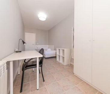 Ronda de las Cooperativas, Madrid, Community of Madrid 28041 - Photo 4