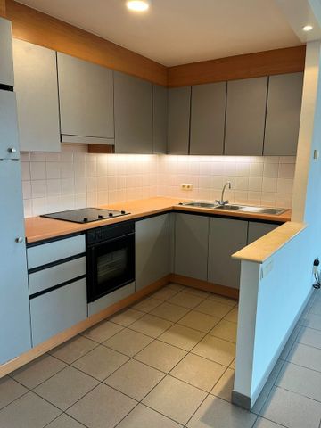 Appartement met 1 slaapkamer en terras nabij het centrum van Gullegem. - Photo 4