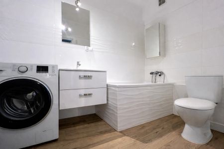 2 pokoje, winda, świetna lokalizacja - Photo 4