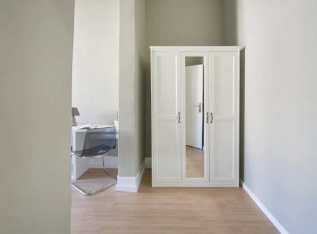 Largo Vitorino Damásio, Lisbon, Lisbon 1200-872 - Photo 3