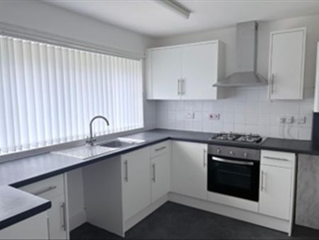 1 Bed Flat, Warren Drive, CH45 - Photo 4