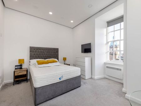 North Bank Street, Old Town, Edinburgh - Photo 2