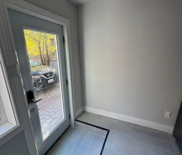 240 Blackburn - Photo 1
