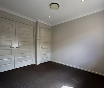 Four Bedroom Home - Photo 4