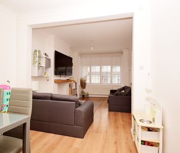2 bedroom end of terrace house to rent - Photo 2