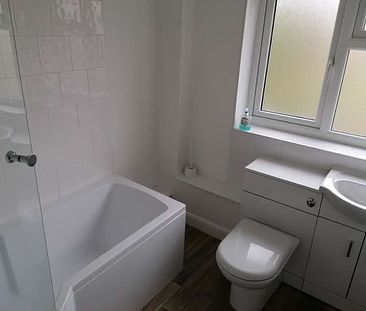 1 bed house / flat share to rent in Bennett Court - Photo 2