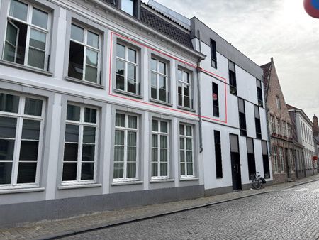 Luxueus 2 slaapkamer appartement in centrum Brugge - Photo 2