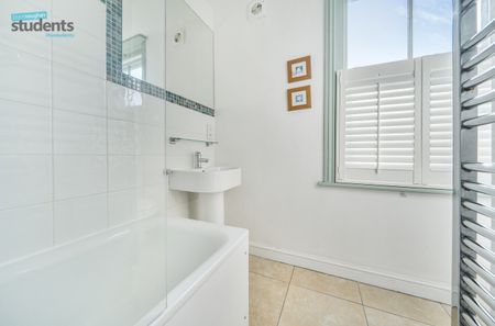 5 bedroom terraced house to rent - Photo 3