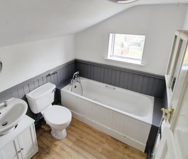 2 bedroom terraced house to rent - Photo 5