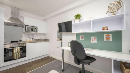 Studio to rent - Photo 5