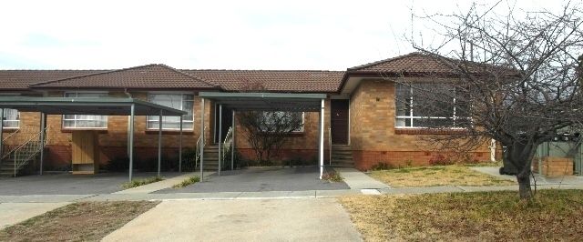 2/76 Tharwa Road, Queanbeyan NSW 2620 - Apartment For Rent | Domain - Photo 1