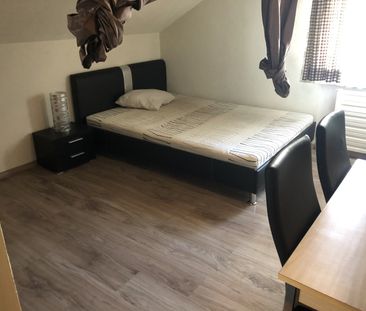 Charmant studio sous les combles - Photo 2