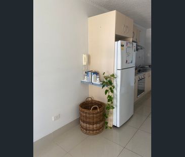 Beachside Living with Ocean Glimpses – Walk to Surfers Paradise Ame... - Photo 1