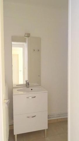 Location Appartement 2 pièces 52m² TOURS 37000 - Photo 5