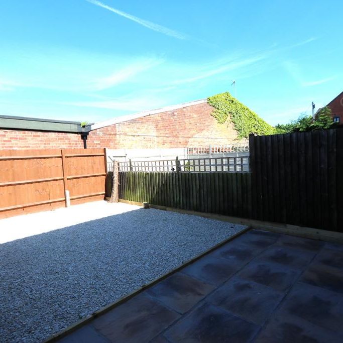 2 bedroom semi-detached house to rent - Photo 1