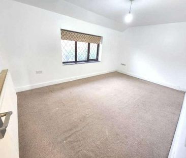 Albany Place, Aylesbury, HP19 - Photo 3