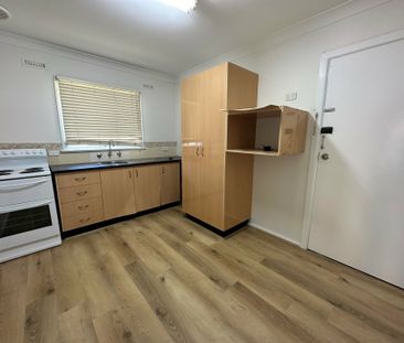 Spacious 2-Bedroom Unit in West Tamworth - Photo 3