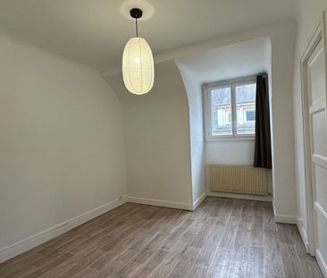 Location Appartement 4 pièces 78m² - Photo 2
