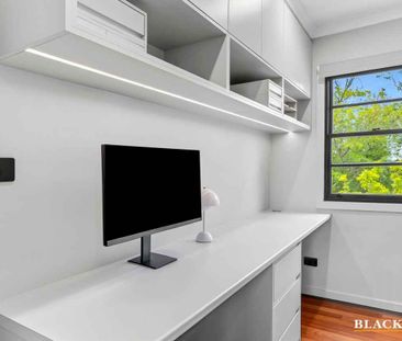 A distinguished residence - Photo 2