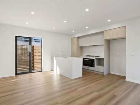 Comfortable 3-Bedroom Home in Jubilee Estate!!! - Photo 3