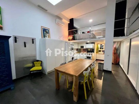 Loft en alquiler en Calle del Párroco Francisco Rodríguez Rodríguez, cerca de Calle Castillejos - Photo 1