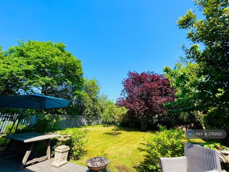 1 bedroom in a house share to rent - Photo 5