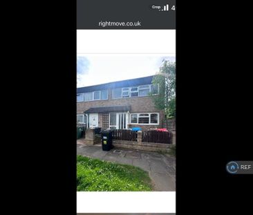 3 bedroom end of terrace house to rent - Photo 1