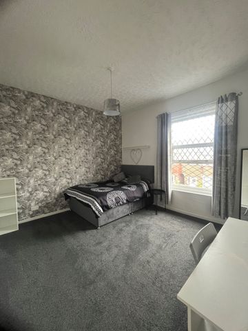 Bright Street - Photo 3