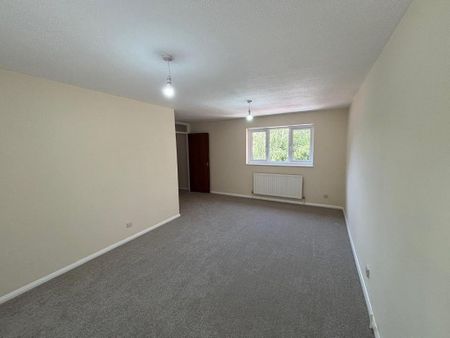 2 bedroom maisonette to rent - Photo 5