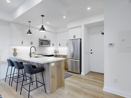 For Lease - 49 Charles Street Unit# 205, Newmarket, Ontario - Photo 3